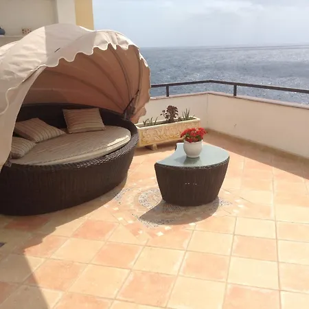 Wavewatch Terrace Apartment